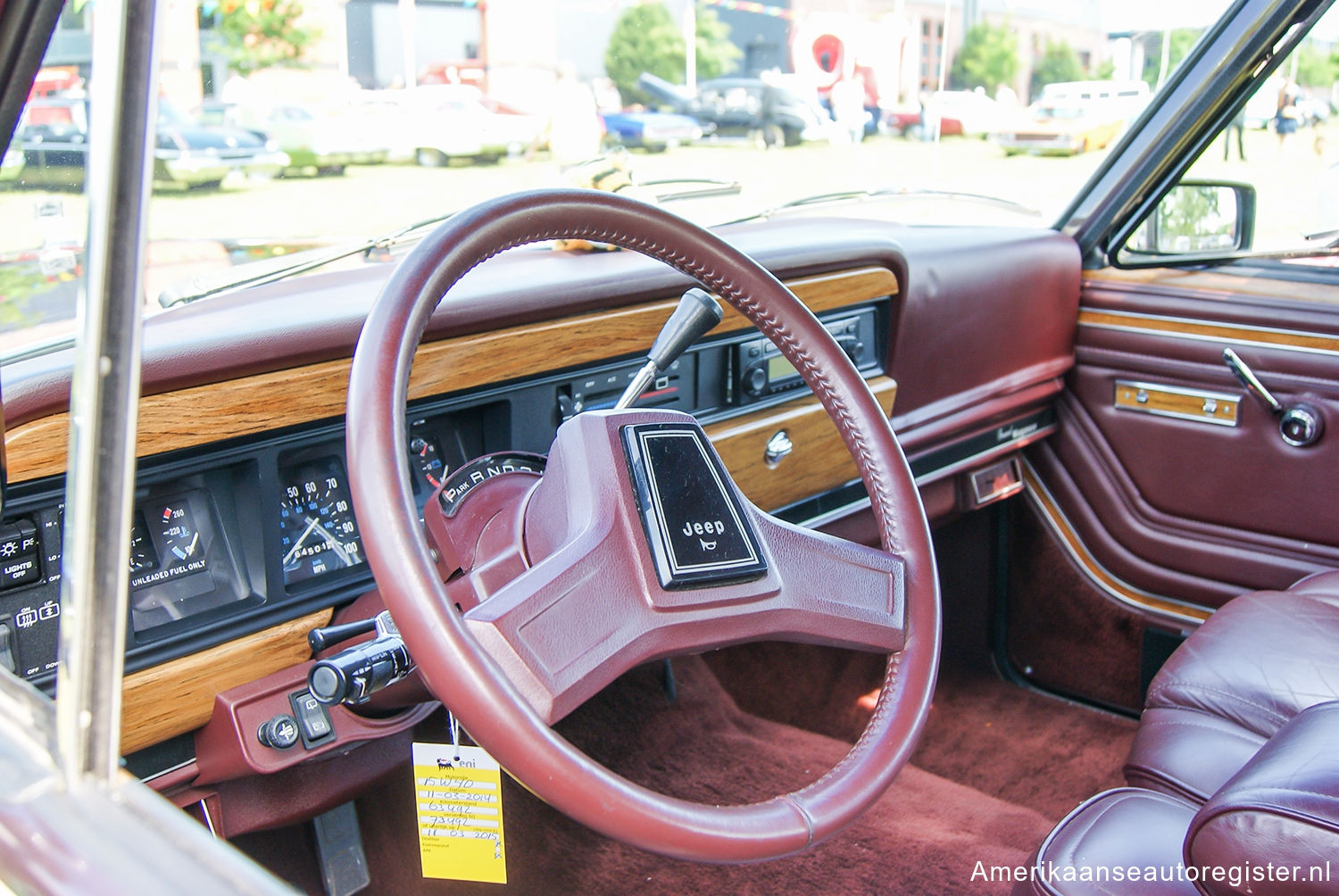 Jeep Grand Wagoneer uit 1987